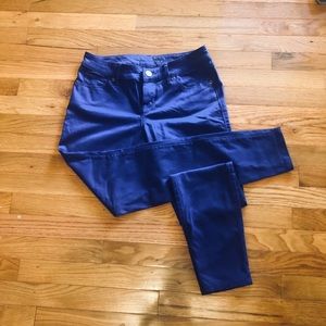 Limited Skinny Pants